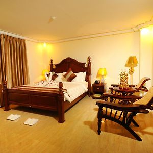 Deluxe Zimmer mit Kingsize-Bett
